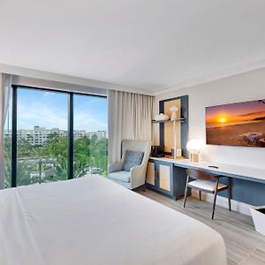 Chambre Accessible aux Personnes à Mobilité Réduite Lit King-Size